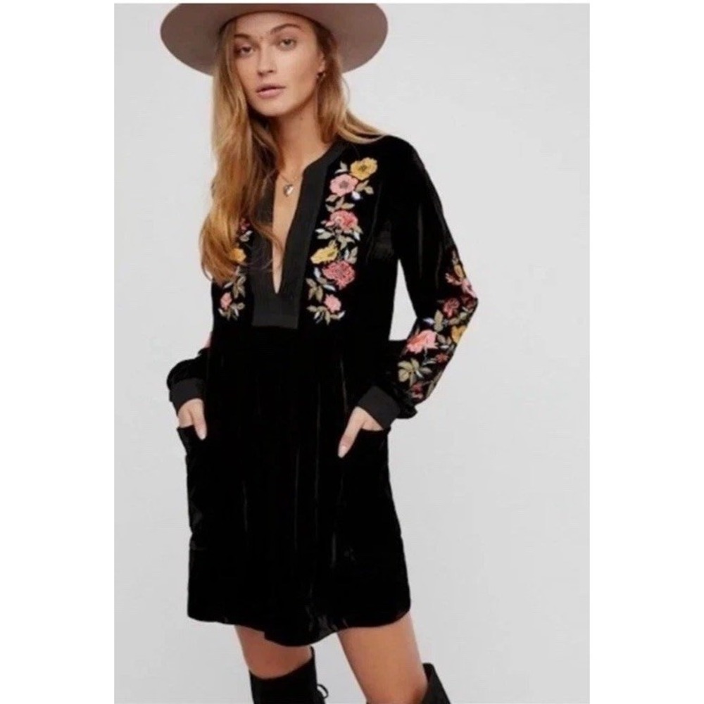 Free People Mia Embroidered Black Velvet Tunic Dress XS  Oversized